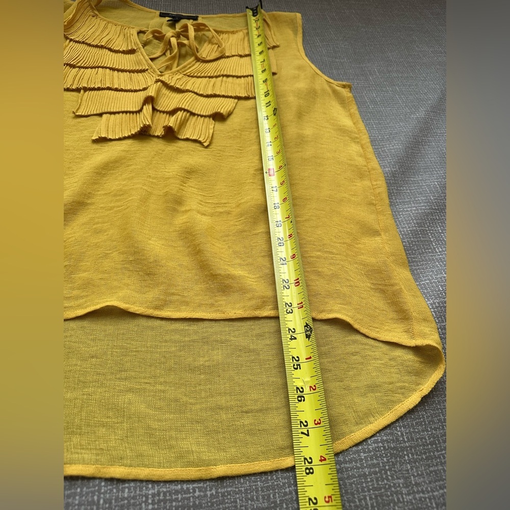 BCBGMAXAZRIA Sheer Yellow Ruffle Front Sleeveless Top – Size Large - Picture 6 of 9